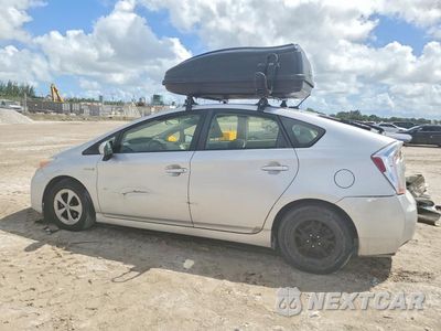 Drugie zdjęcie samochodu z przodu: 2013 TOYOTA PRIUS THREE VIN:JTDKN3DU1D5562720 - miniatura