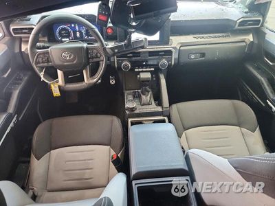 Zdjęcie 8 z 12 samochodu: 2026 TOYOTA TACOMA TRD SPORT VIN:3TMLB5JN3TM227165 - miniatura