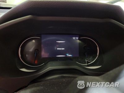 Zdjęcie 9 z 13 samochodu: 2019 TOYOTA RAV4 LIMITED VIN:JTMDWRFV1KJ013473 - miniatura