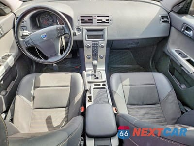 Zdjęcie 8 z 13 samochodu: 2009 VOLVO S40 2.4I VIN:YV1MS390792467914 - miniatura