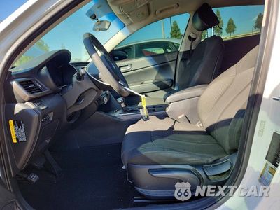 Zdjęcie 7 z 12 samochodu: 2016 KIA OPTIMA LX VIN:KNAGT4L3XG5072658 - miniatura