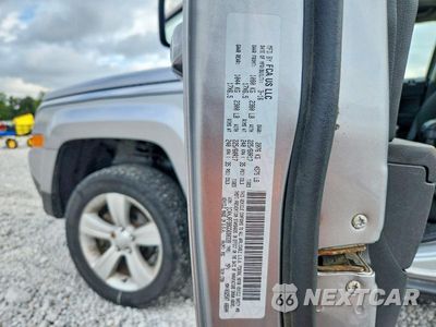 Zdjęcie 13 z 13 samochodu: 2016 JEEP PATRIOT LATITUDE VIN:1C4NJRFB8GD690339 - miniatura