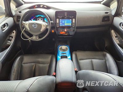 Zdjęcie 8 z 12 samochodu: 2013 NISSAN LEAF S VIN:1N4AZ0CP0DC403277 - miniatura