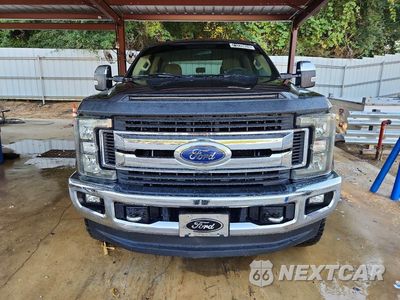 Piąte zdjęcie samochodu w środku: 2017 FORD F250 SUPER DUTY VIN:1FT7W2B6XHEE61098 - miniatura