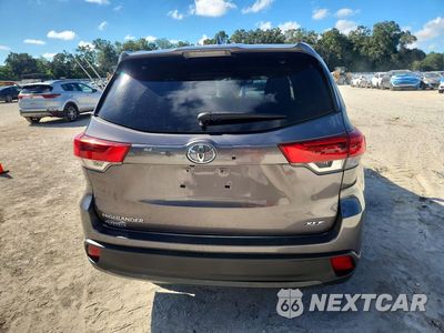 Zdjęcie 6 z 13 samochodu: 2019 TOYOTA HIGHLANDER HYBRID VIN:5TDKZRFH8KS359807 - miniatura