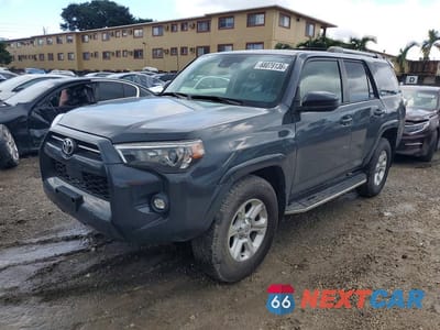 2024 TOYOTA 4RUNNER SR5 JTEEU5JR8R5312891 - główne zdjęcie licytacji z USA - miniatura