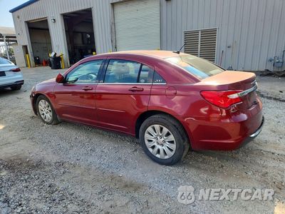 Drugie zdjęcie samochodu z przodu: 2013 CHRYSLER 200 LX VIN:1C3CCBAB6DN568721 - miniatura