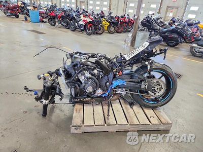 Trzecie zdjęcie samochodu z tyłu: 2024 SUZUKI GSX-R1000 VIN:JS1DM11B5R7100203 - miniatura
