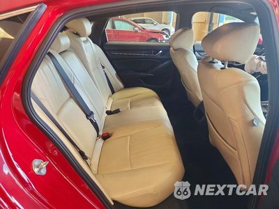 Zdjęcie 10 z 12 samochodu: 2018 HONDA ACCORD SPORT VIN:1HGCV1F36JA236266 - miniatura
