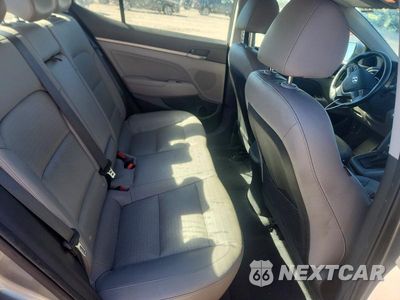 Zdjęcie 10 z 12 samochodu: 2017 HYUNDAI ELANTRA LIMITED VIN:KMHD84LF6HU263367 - miniatura