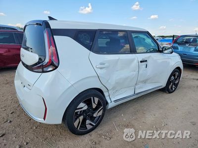 Trzecie zdjęcie samochodu z tyłu: 2023 KIA SOUL GT LINE VIN:KNDJ53AU9P7841020 - miniatura