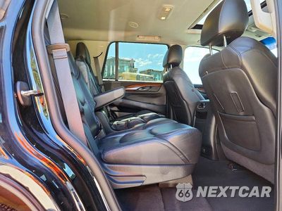 Zdjęcie 11 z 13 samochodu: 2018 CADILLAC ESCALADE LUXURY VIN:1GYS4BKJ8JR259826 - miniatura