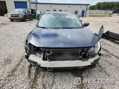 Piąte zdjęcie samochodu w środku: 2019 HONDA CIVIC LX VIN:2HGFC2F6XKH553621 - miniatura