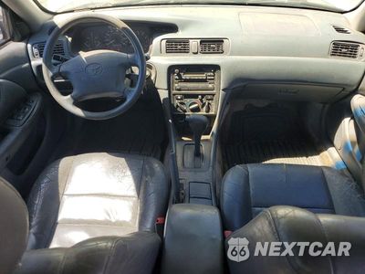 Zdjęcie 8 z 12 samochodu: 1998 TOYOTA CAMRY LE VIN:4T1BG22K4WU858762 - miniatura