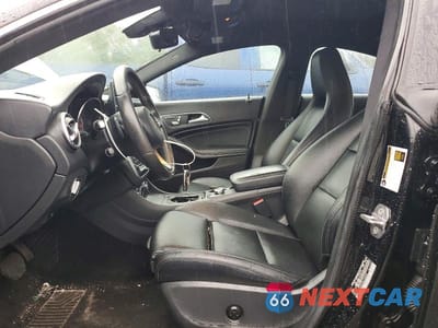 Zdjęcie 7 z 12 samochodu: 2018 MERCEDES-BENZ CLA 250 4MATIC VIN:WDDSJ4GB9JN634888 - miniatura