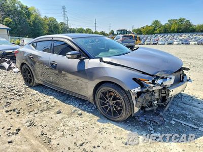 Czwarte zdjęcie samochodu z boku: 2017 NISSAN MAXIMA 3.5 SL VIN:1N4AA6AP7HC373620 - miniatura