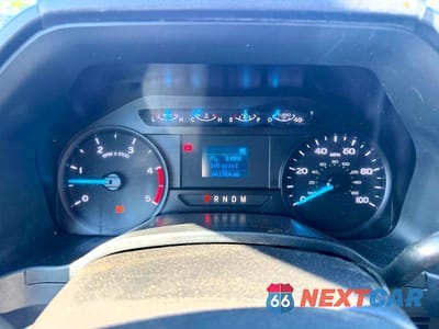 Zdjęcie 8 z 10 samochodu: 2021 FORD F350 SUPER DUTY VIN:1FD8W3HTXMEC75168 - miniatura