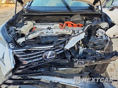 Zdjęcie 12 z 13 samochodu: 2021 LEXUS NX 300H BASE VIN:JTJGJRDZ1M5010860 - miniatura