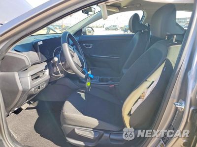 Zdjęcie 7 z 12 samochodu: 2026 KIA K4 LXS VIN:3KPFT4DE2TE389590 - miniatura