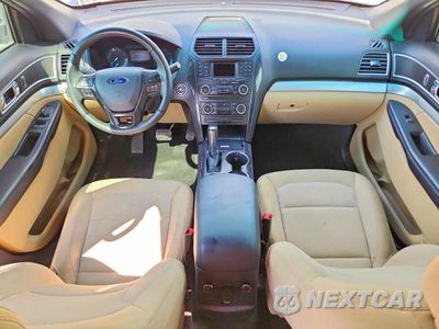 Zdjęcie 8 z 14 samochodu: 2017 FORD EXPLORER XLT VIN:1FM5K7D81HGB21241 - miniatura