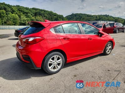 Trzecie zdjęcie samochodu z tyłu: 2018 CHEVROLET CRUZE LT VIN:3G1BE6SM6JS651536 - miniatura