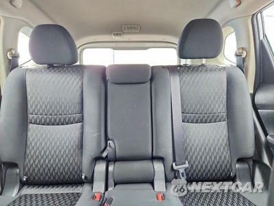 Zdjęcie 10 z 14 samochodu: 2016 NISSAN ROGUE S VIN:KNMAT2MV0HP553537 - miniatura