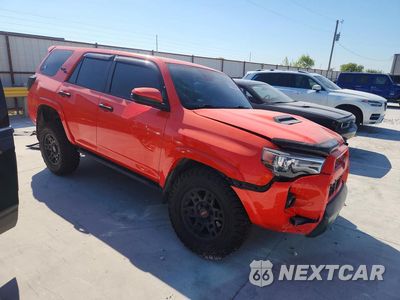 Czwarte zdjęcie samochodu z boku: 2024 TOYOTA 4RUNNER TRD OFF-ROAD PREMIUM VIN:JTERU5JR2R6212717 - miniatura