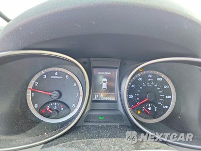 Zdjęcie 9 z 12 samochodu: 2013 HYUNDAI SANTA FE SPORT 2.4L VIN:5XYZU3LB7DG061663 - miniatura