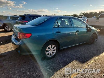 Trzecie zdjęcie samochodu z tyłu: 2010 TOYOTA COROLLA BASE VIN:2T1BU4EE9AC377796 - miniatura