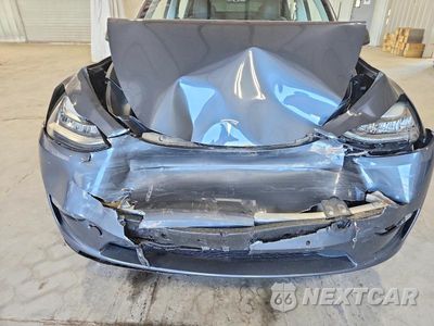 Zdjęcie 11 z 12 samochodu: 2022 TESLA MODEL Y VIN:7SAYGDEE1NA017196 - miniatura