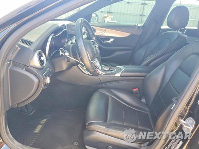 Zdjęcie 7 z 13 samochodu: 2019 MERCEDES-BENZ C 300 VIN:55SWF8DB3KU294936 - miniatura