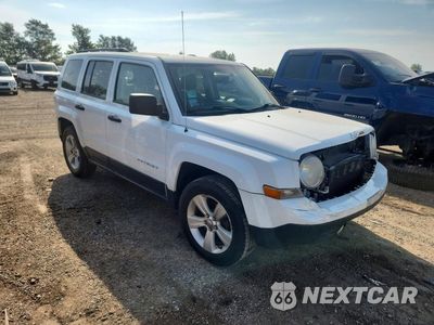Czwarte zdjęcie samochodu z boku: 2014 JEEP PATRIOT SPORT VIN:1C4NJPBB6ED797140 - miniatura