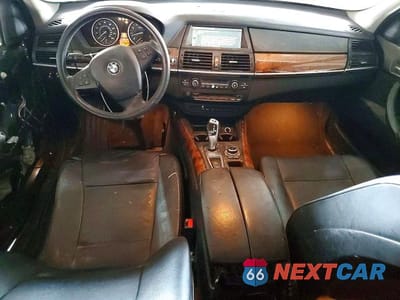 Zdjęcie 8 z 13 samochodu: 2011 BMW X5 XDRIVE35I VIN:5UXZV4C55BL742689 - miniatura