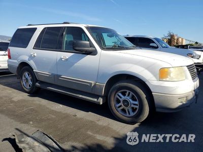 Czwarte zdjęcie samochodu z boku: 2003 FORD EXPEDITION XLT VIN:1FMFU16L03LA15800 - miniatura