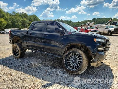 Czwarte zdjęcie samochodu z boku: 2019 CHEVROLET SILVERADO K1500 RST VIN:3GCUYEED5KG199564 - miniatura