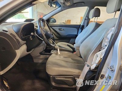 Zdjęcie 7 z 13 samochodu: 2010 HYUNDAI ELANTRA SE VIN:KMHDU4ADXAU855602 - miniatura