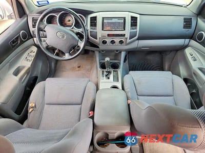 Zdjęcie 8 z 12 samochodu: 2007 TOYOTA TACOMA DOUBLE CAB PRERUNNER VIN:5TEJU62N87Z462904 - miniatura