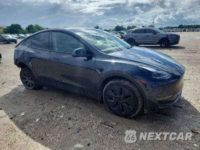 Czwarte zdjęcie samochodu z boku: 2025 TESLA MODEL Y VIN:7SAYGDED1SA375711 - miniatura