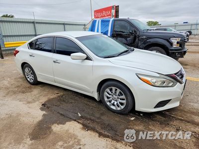 Czwarte zdjęcie samochodu z boku: 2016 NISSAN ALTIMA 2.5 S VIN:1N4AL3AP5GN319826 - miniatura