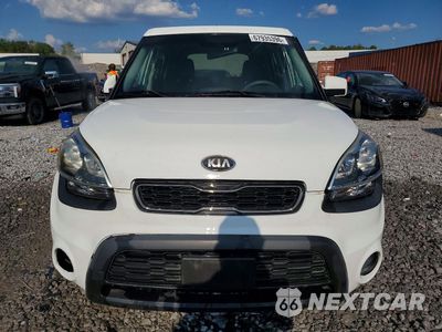 Piąte zdjęcie samochodu w środku: 2013 KIA SOUL BASE VIN:KNDJT2A59D7576782 - miniatura