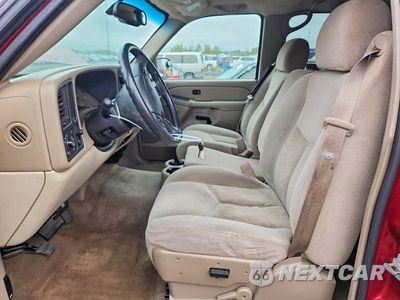 Zdjęcie 7 z 13 samochodu: 2005 CHEVROLET TAHOE C1500 VIN:1GNEC13V05R115024 - miniatura