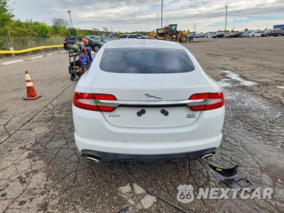Zdjęcie 6 z 12 samochodu: 2013 JAGUAR XF VIN:SAJWJ0EF1D8S87443 - miniatura