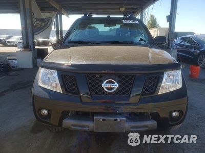 Piąte zdjęcie samochodu w środku: 2010 NISSAN FRONTIER SE V6 VIN:1N6AD0EV5AC429872 - miniatura