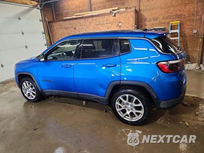 Drugie zdjęcie samochodu z przodu: 2024 JEEP COMPASS LATITUDE LUX VIN:3C4NJDFN2RT122226 - miniatura