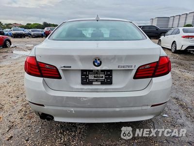 Zdjęcie 6 z 12 samochodu: 2013 BMW 528 XI VIN:WBAXH5C53DD108250 - miniatura