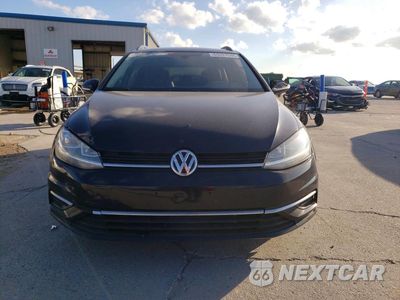 Piąte zdjęcie samochodu w środku: 2019 VOLKSWAGEN GOLF SPORTWAGEN S VIN:3VWY57AU1KM512717 - miniatura