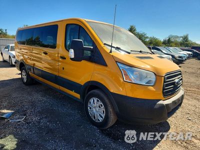 Czwarte zdjęcie samochodu z boku: 2018 FORD TRANSIT T-250 VIN:1FTYR2ZM2JKA17429 - miniatura