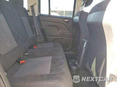 Zdjęcie 11 z 13 samochodu: 2015 JEEP PATRIOT SPORT VIN:1C4NJPBB0FD373079 - miniatura