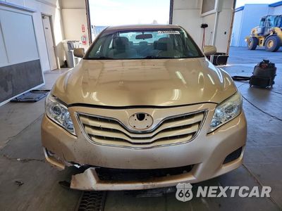Piąte zdjęcie samochodu w środku: 2010 TOYOTA CAMRY LE VIN:4T1BF3EK8AU022076 - miniatura