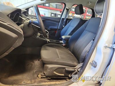 Zdjęcie 7 z 12 samochodu: 2016 FORD FOCUS SE VIN:1FADP3K21GL399013 - miniatura